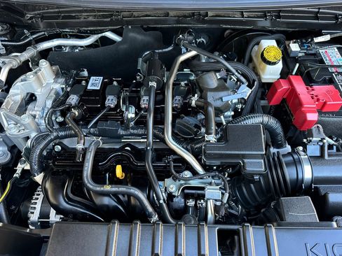 Used 2025 Nissan Kicks S image 23