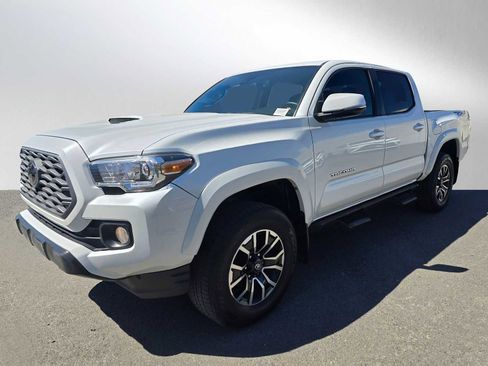 Used 2023 Toyota Tacoma TRD Sport w/ Advanced Technology Package image 7