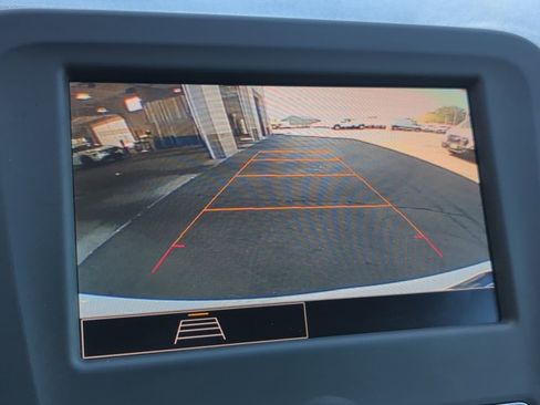 Used 2024 Chevrolet Equinox LT image 28