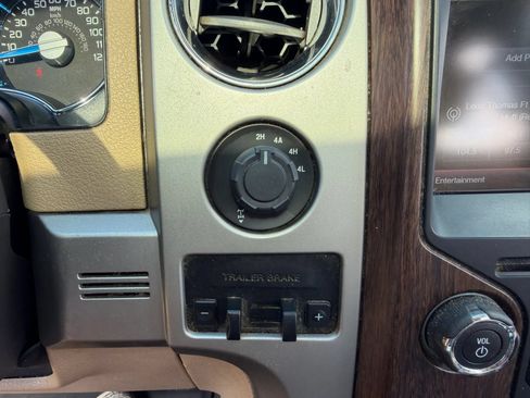 Used 2014 Ford F150 Lariat w/ Equipment Group 501A Mid AWD/4WD image 25