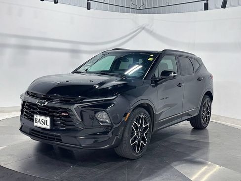 Used 2023 Chevrolet Blazer RS AWD/4WD image 8