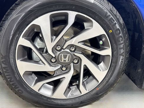 Used 2017 Honda Civic EX image 9