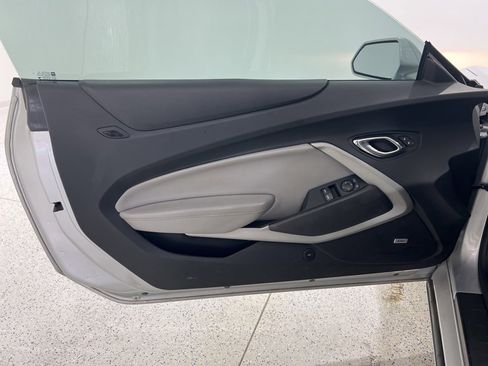 Used 2018 Chevrolet Camaro LT image 18
