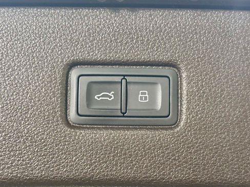 Used 2019 Audi Q7 2.0T Premium Plus AWD/4WD image 41