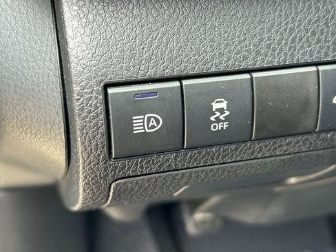 Certified 2024 Toyota Camry SE FWD image 22