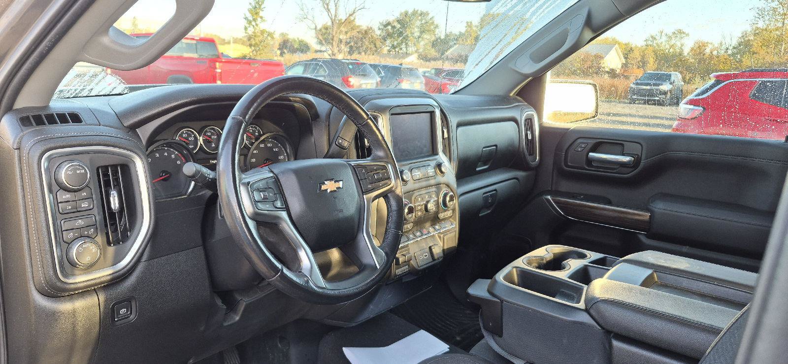 Used 2021 Chevrolet Silverado 1500 LT AWD/4WD image 9