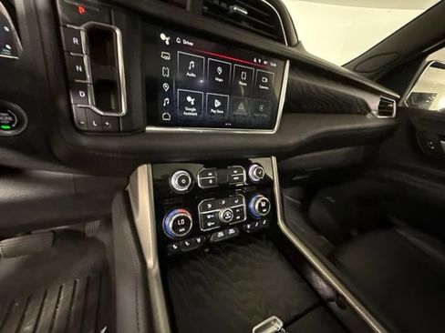 Used 2022 GMC Yukon Denali AWD/4WD image 58