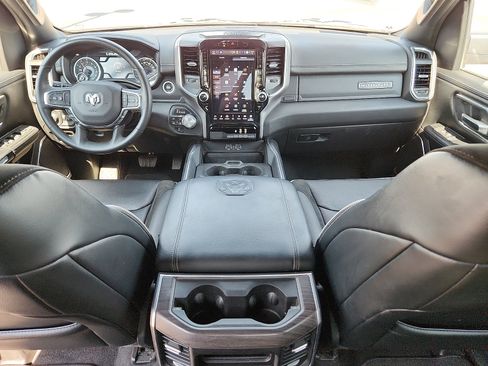 Used 2025 RAM 1500 Laramie AWD/4WD image 10