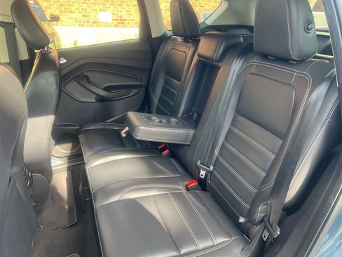 Used 2019 Ford Escape SEL FWD image 22