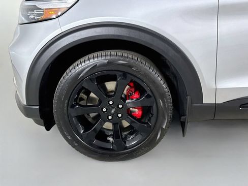Used 2024 Ford Explorer ST w/ Technology Package AWD/4WD image 35
