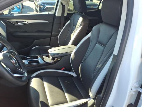 Used 2025 Buick Envision Sport Touring image 33