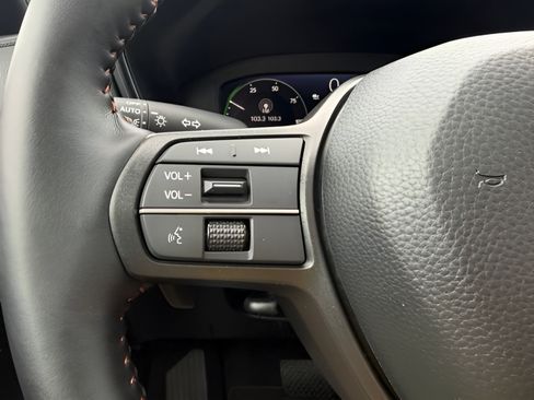 Used 2026 Honda CR-V Sport-L image 13