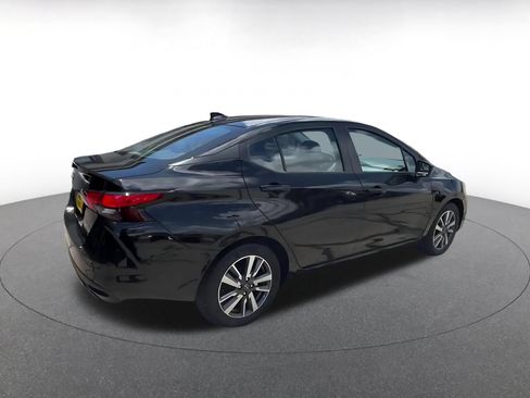 Used 2025 Nissan Versa SV FWD image 15