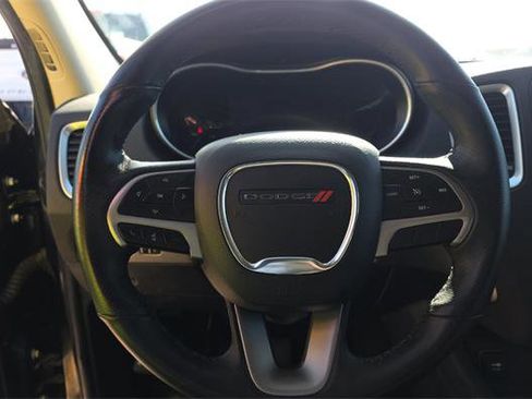 Used 2019 Dodge Durango SXT AWD/4WD image 9