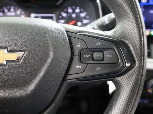 Used 2024 Chevrolet Trax LS image 12