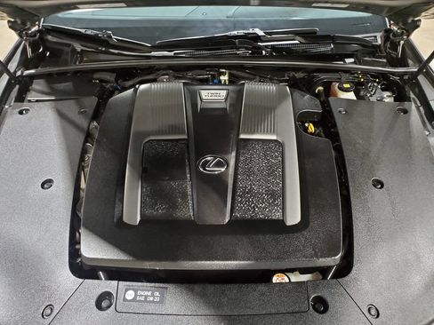 Used 2020 Lexus LS 500 w/ Accessory Package (Z2) RWD image 48