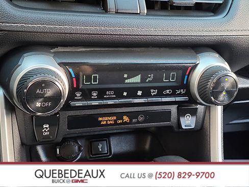 Used 2021 Toyota RAV4 XLE FWD image 19