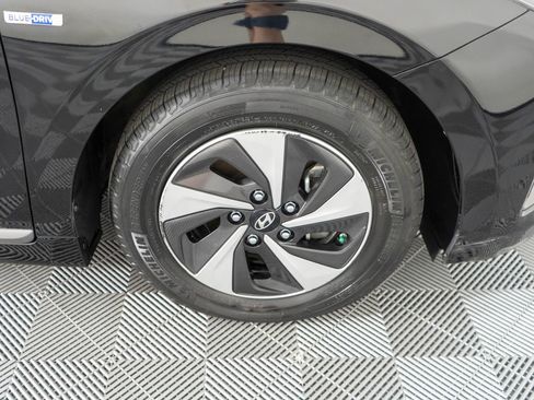 Used 2017 Hyundai Ioniq SEL FWD image 31
