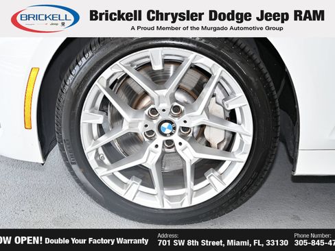 Used 2025 BMW 330i xDrive Sedan AWD/4WD image 42
