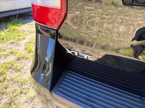 Used 2020 Ford Expedition XLT w/ Equipment Group 202A RWD image 19