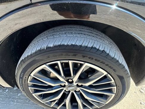 Used 2024 Cadillac XT4 Sport w/ Cold Weather Package FWD image 26