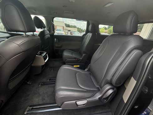 Used 2026 Kia Carnival FWD image 23