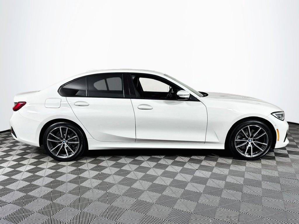 Used 2020 BMW 330i xDrive Sedan w/ Premium Package AWD/4WD image 8