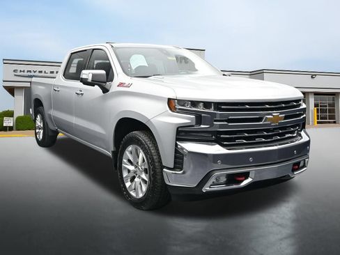 Used 2020 Chevrolet Silverado 1500 LTZ w/ LTZ Plus Package AWD/4WD image 7