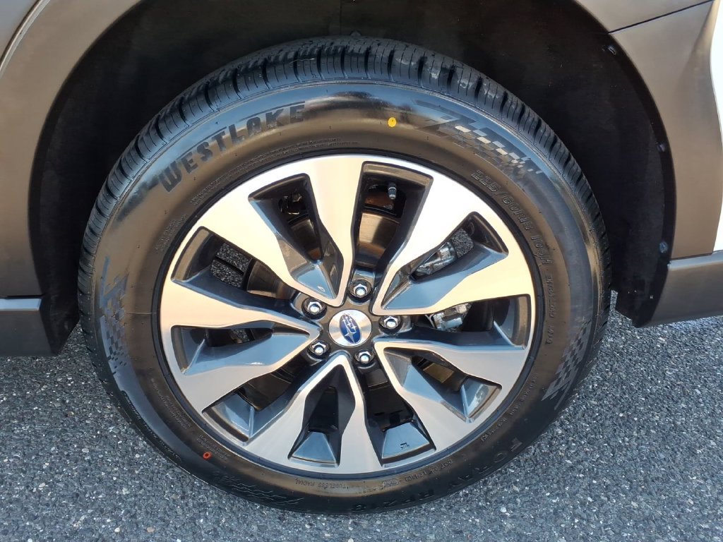 Certified 2024 Subaru Outback Limited AWD/4WD image 17