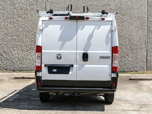 Used 2023 RAM ProMaster 2500 FWD image 8