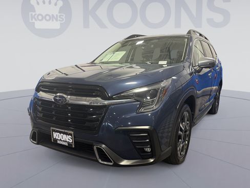 Used 2023 Subaru Ascent Touring AWD/4WD image 1