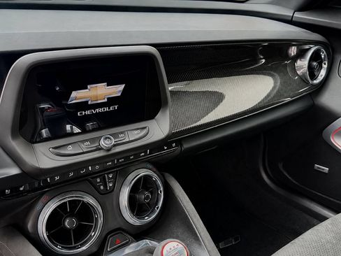 Used 2019 Chevrolet Camaro ZL1 w/ LPO, ZL1 Protection Package RWD image 23