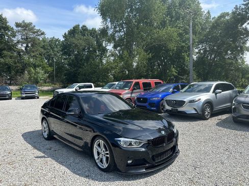 Used 2018 BMW 330i xDrive Sedan AWD/4WD image 3