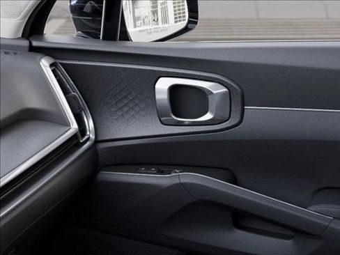 Used 2025 Kia Sorento S w/ Panoramic Sunroof Package image 25