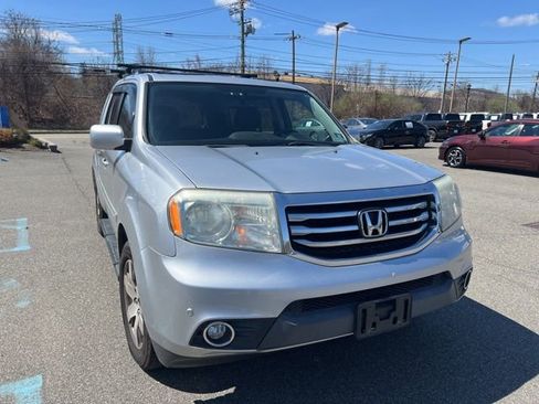 Used 2013 Honda Pilot Touring image 1
