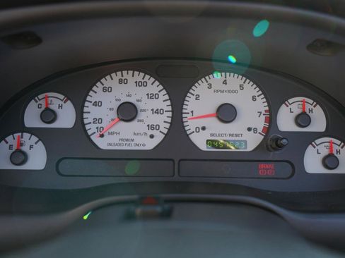 Used 2001 Ford Mustang Cobra image 27