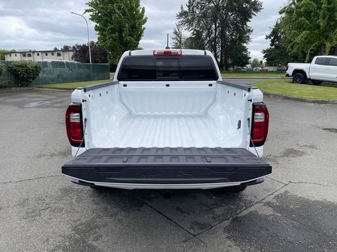 New 2025 GMC Canyon AT4 w/ Nightfall Edition AWD/4WD image 25