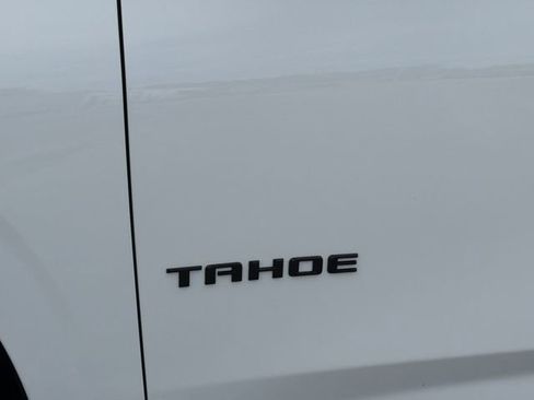 Used 2022 Chevrolet Tahoe RST w/ Sport Performance Package AWD/4WD image 32