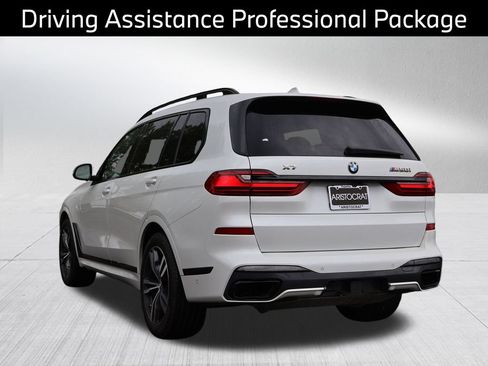 Used 2021 BMW X7 M50i AWD/4WD image 6
