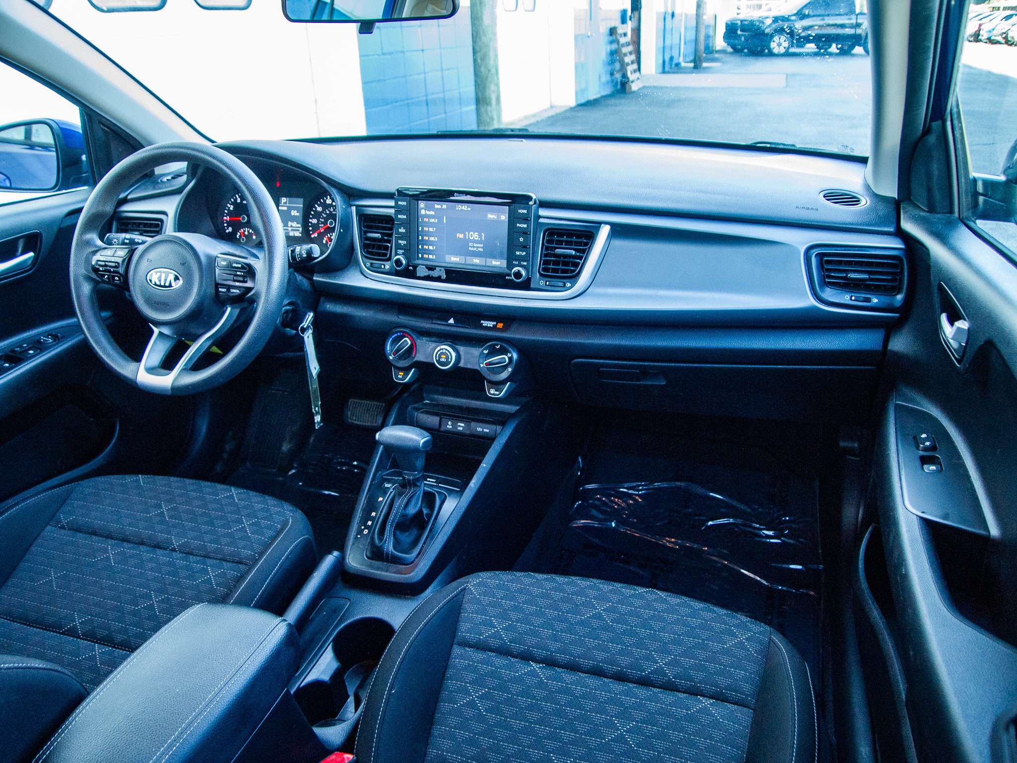 Used 2019 Kia Rio S FWD image 26
