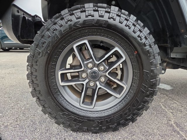 Used 2023 Jeep Gladiator Rubicon w/ Trailer Tow Package AWD/4WD image 31
