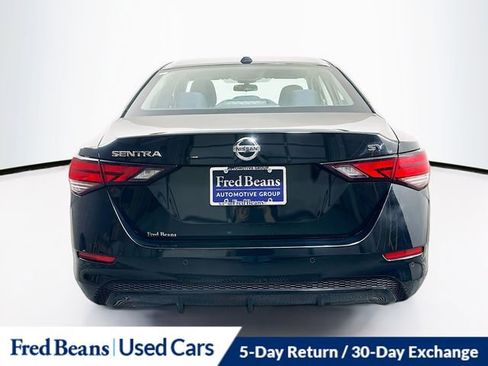 Used 2022 Nissan Sentra SV FWD image 6