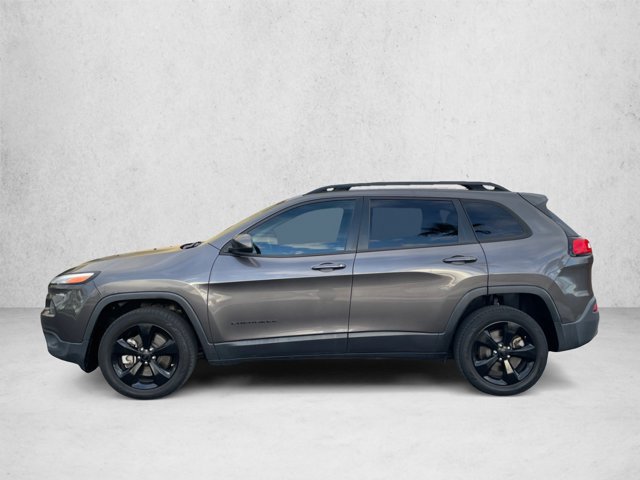 Used 2018 Jeep Cherokee Latitude w/ Altitude Package AWD/4WD image 9