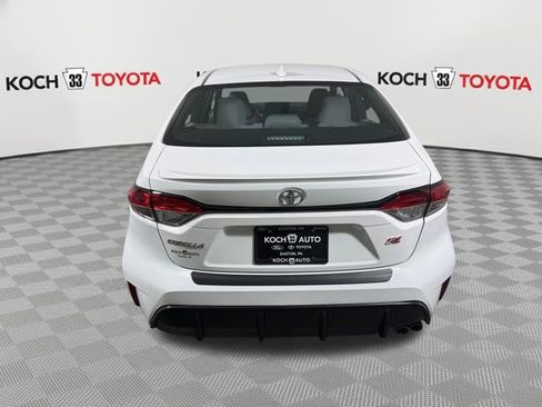 Used 2023 Toyota Corolla SE FWD image 7