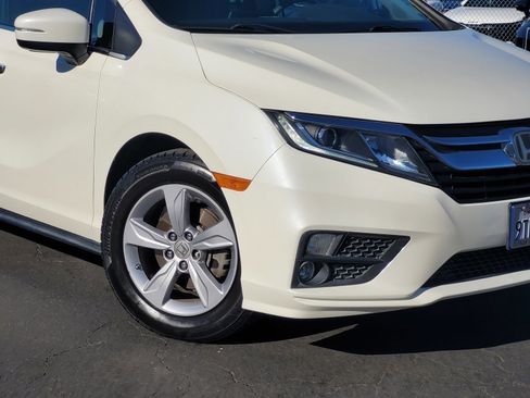 Used 2019 Honda Odyssey EX image 9