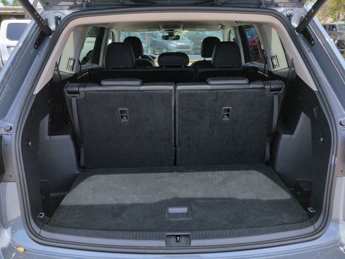 Used 2026 Volkswagen Atlas SE FWD image 13