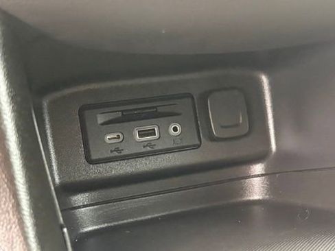 Used 2024 Chevrolet Equinox LT AWD/4WD image 42