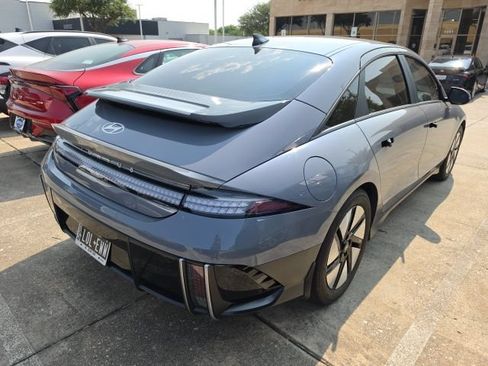 Used 2024 Hyundai Ioniq 6 SE RWD image 3