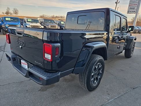 New 2026 Jeep Gladiator Sport image 11