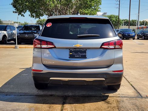 Used 2024 Chevrolet Equinox LT FWD image 7